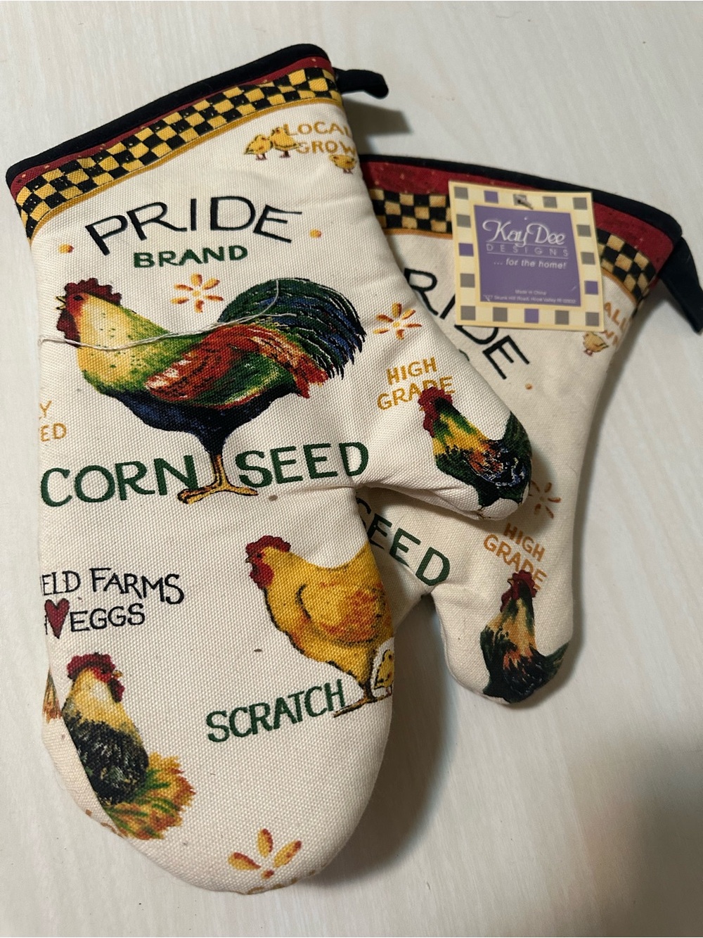 Corn Seed Rooster Print Oven Mitts - Cream